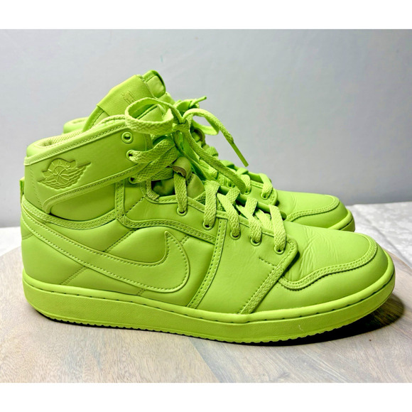 Size 10.5 - Billie Eilish x Air Jordan 1 Green Nike - Picture 7 of 14